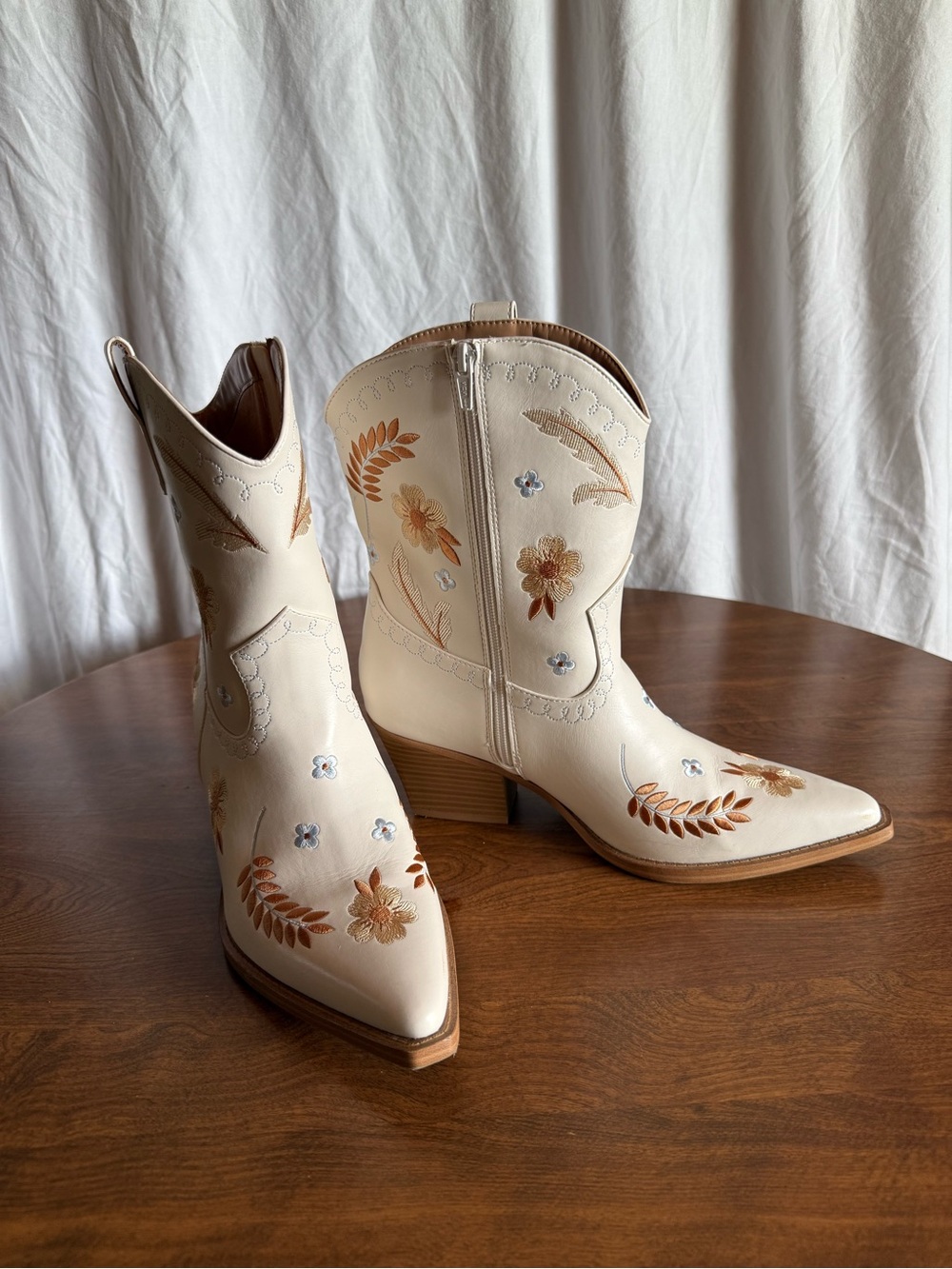 Target Cream Floral Lace-Up Western Boots